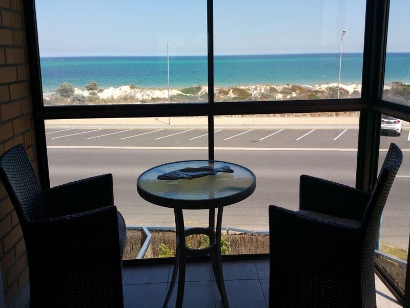 Acushla Accommodation Esplanade Living Self Check-In Self Check-Out West Beach Exteriér fotografie