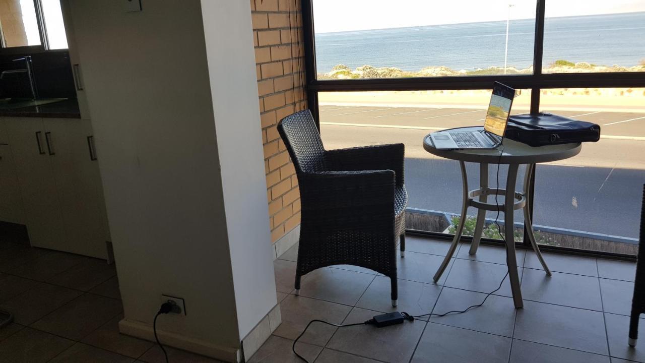 Acushla Accommodation Esplanade Living Self Check-In Self Check-Out West Beach Exteriér fotografie